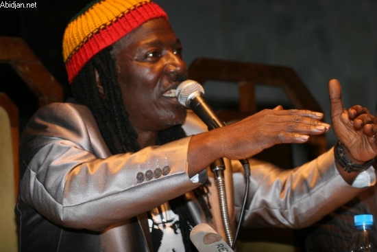 Alpha Blondy aux candidats hier à Yopougon : “La paix n’est pas forcée…”